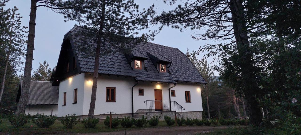 Plitvička JezeraPlitvice Storyアパートメント エクステリア 写真