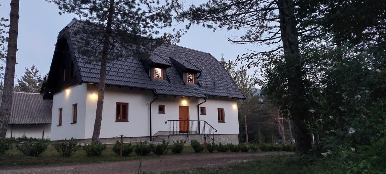 Plitvička JezeraPlitvice Storyアパートメント エクステリア 写真